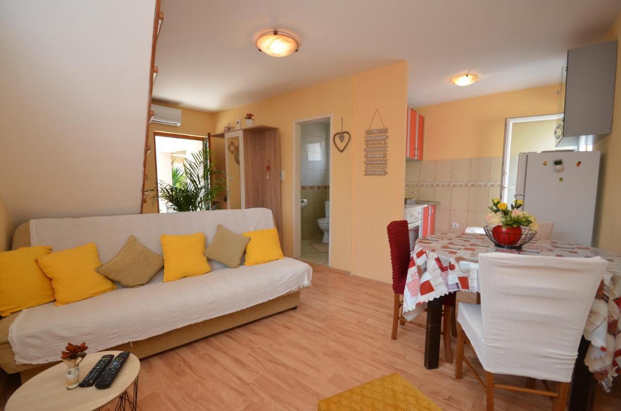 Apartment Romana ティヴァト エクステリア 写真