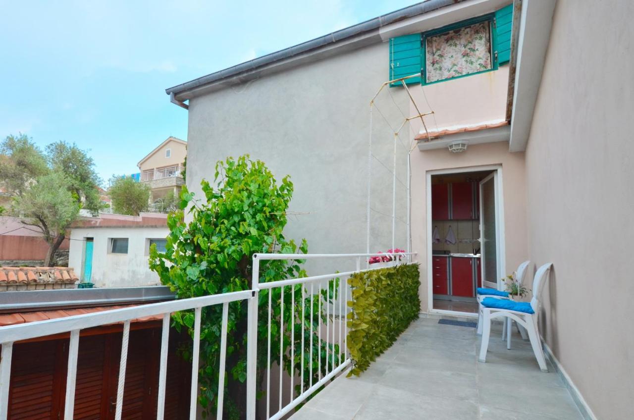 Apartment Romana ティヴァト エクステリア 写真